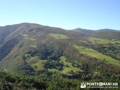 Ruta de senderismo --- Parque Natural Saja-Besaya; licencia montaña; madera tejo